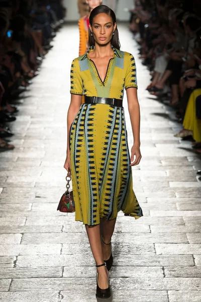 Look 55